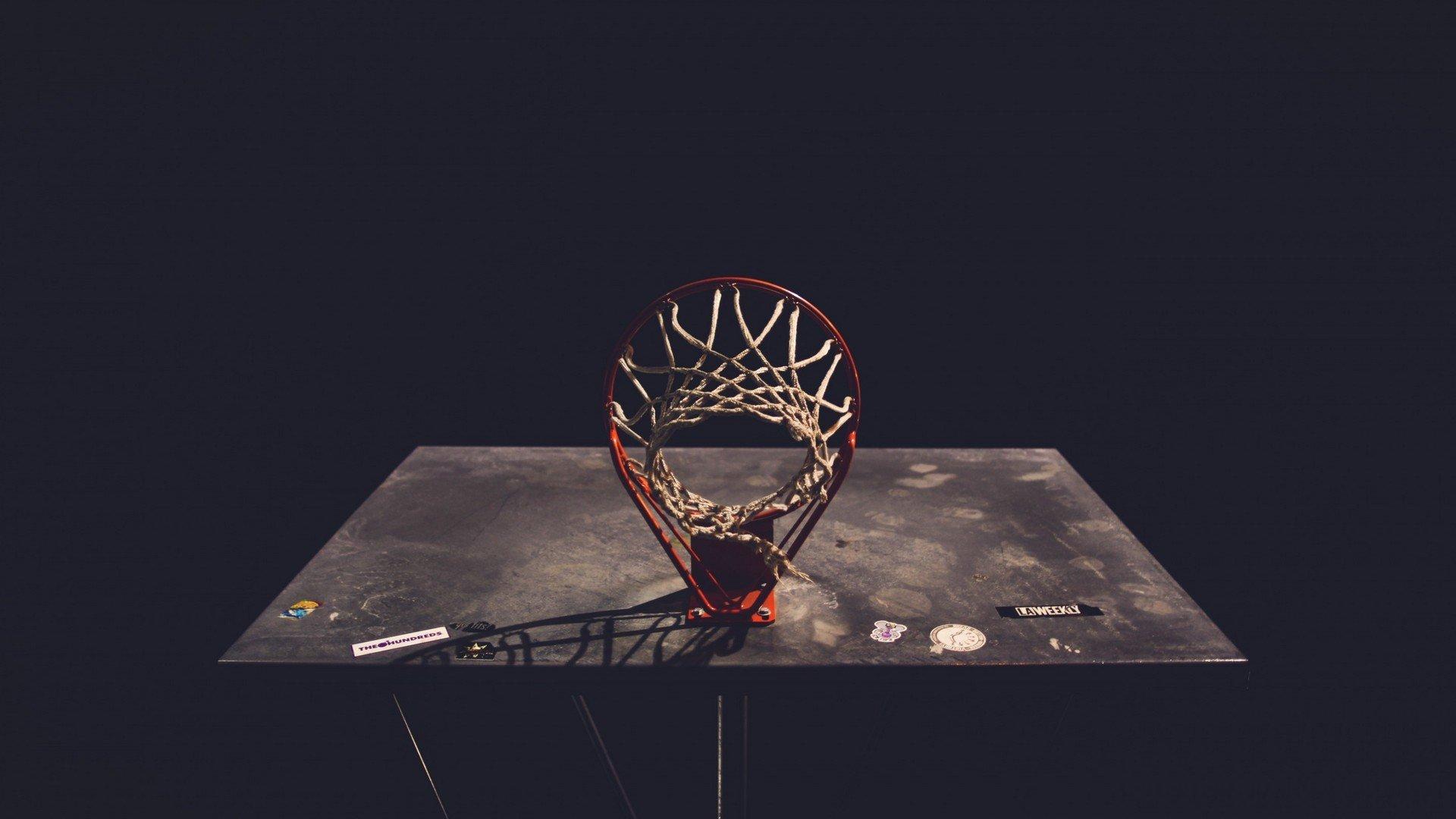 凤凰城惊魂夜,KD伤退引发团队觉醒,众将扛旗守住胜利火种