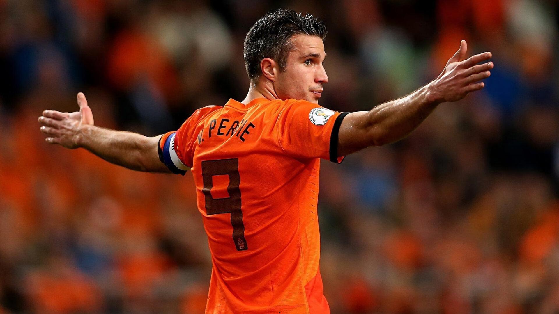 迪马尔科誓言意大利全胜收官，盛赞特奥与门德斯定义现代边卫新高度