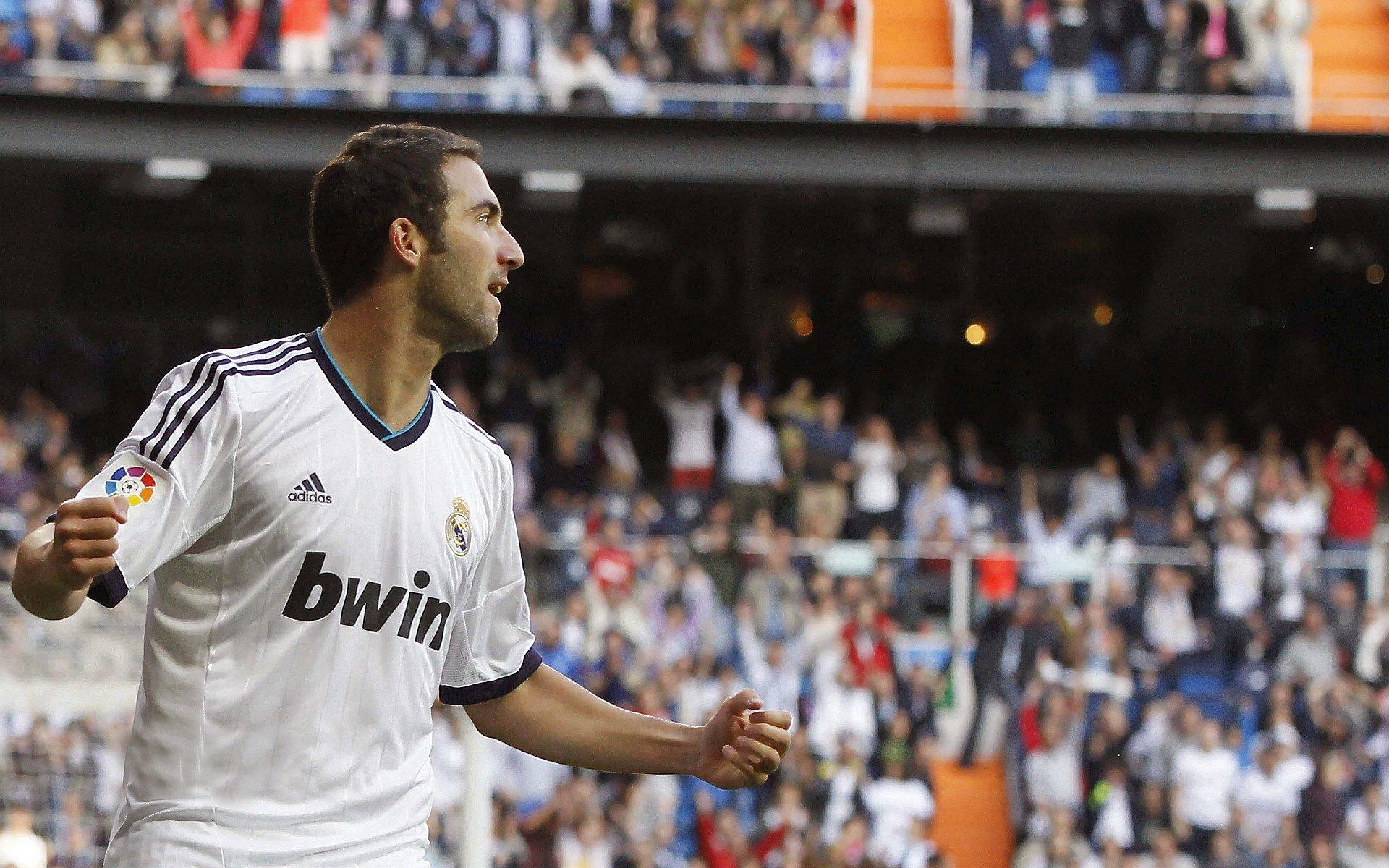 科斯塔语出惊人,对阵热刺如上战场,直言更愿与西蒙尼约架而非穆帅